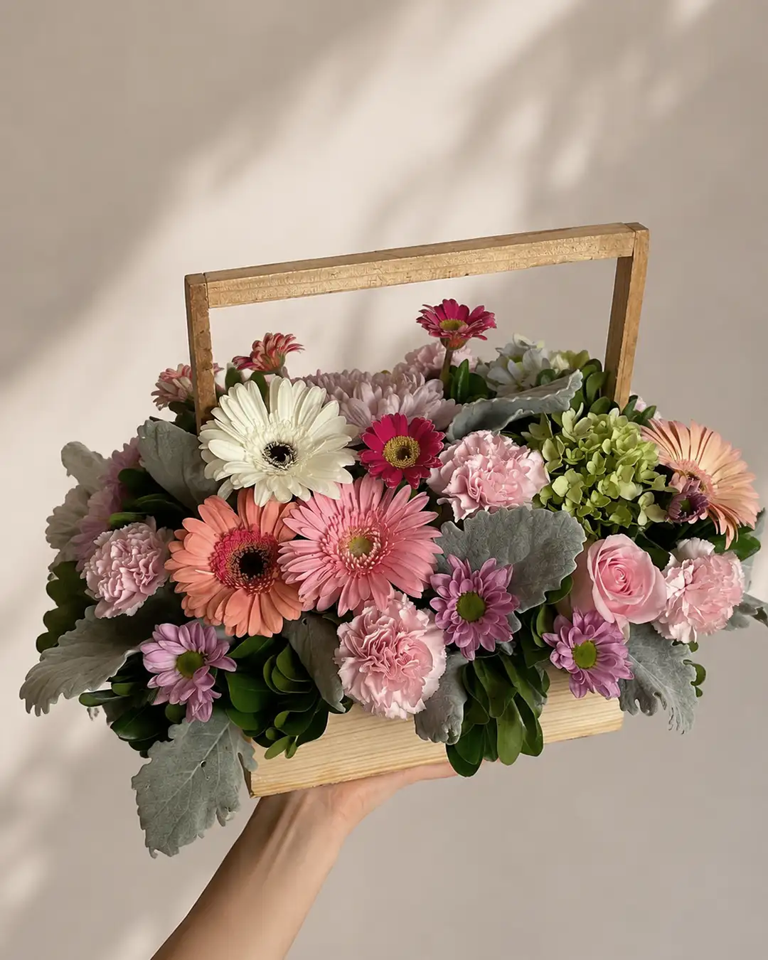 Canasta Floral Pastel Premium | Lattice Flores
